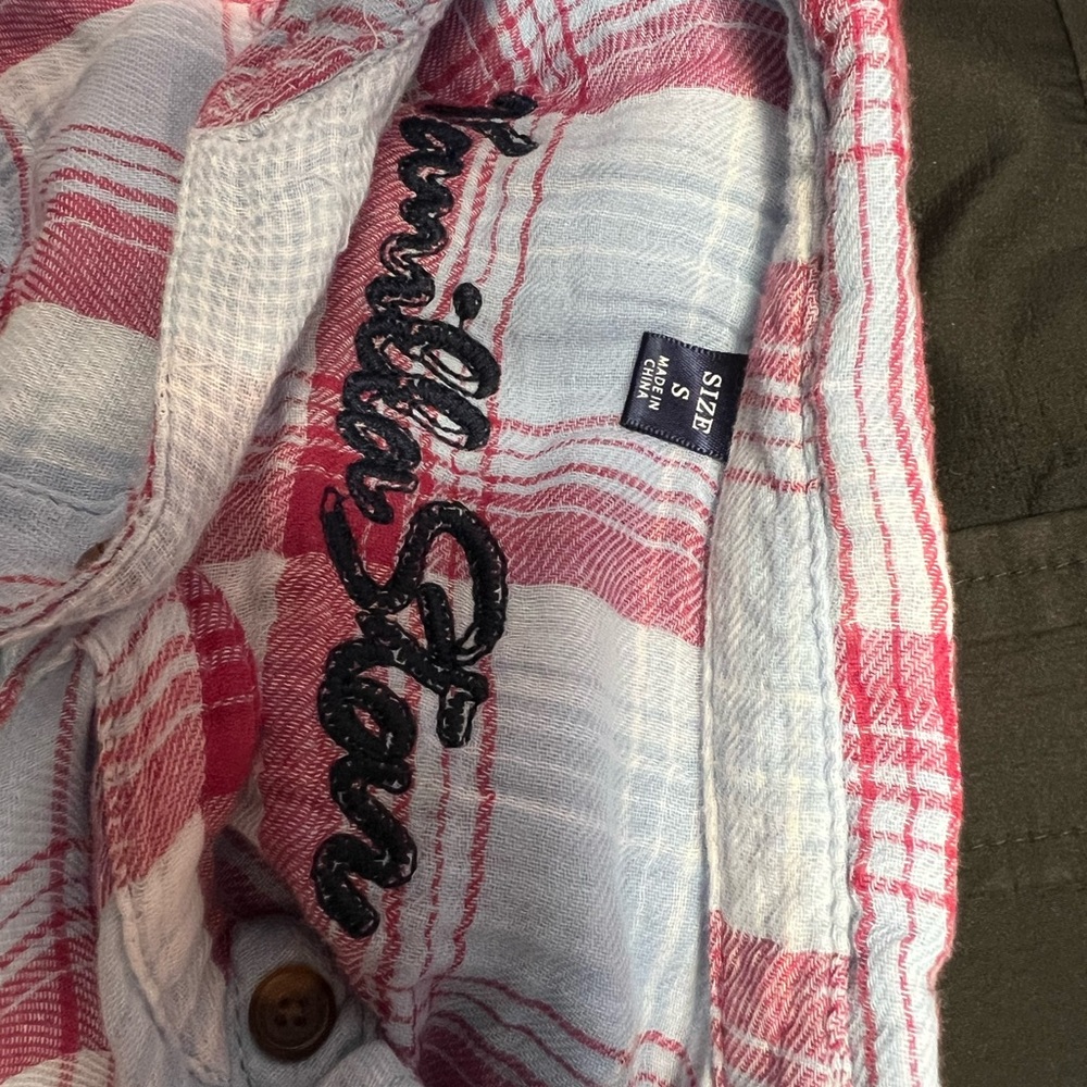 Button Up flannel - Picture 4 of 4